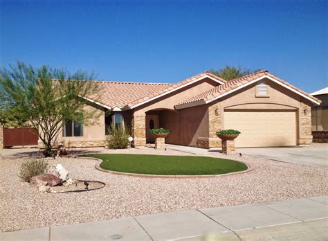 3 Beds, 2 Baths. . Yuma houses for rent